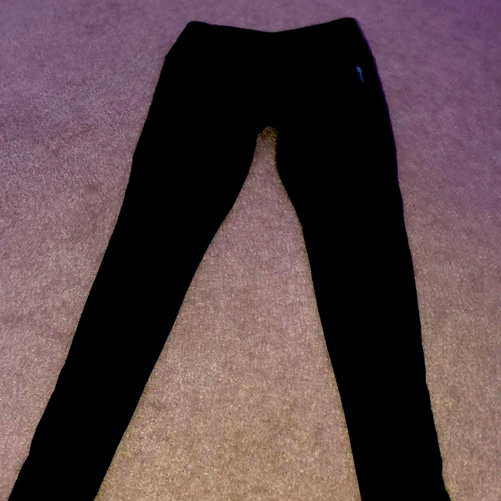 Black leggings